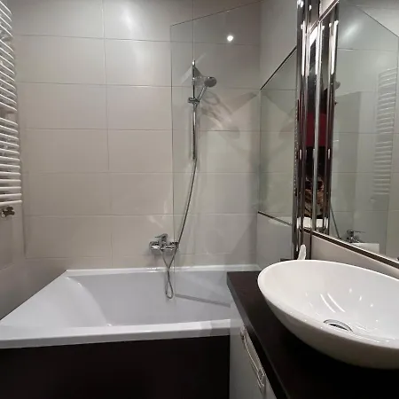 Nn Plaszow - Apartament 40m Z Sypialnia I Tarasem